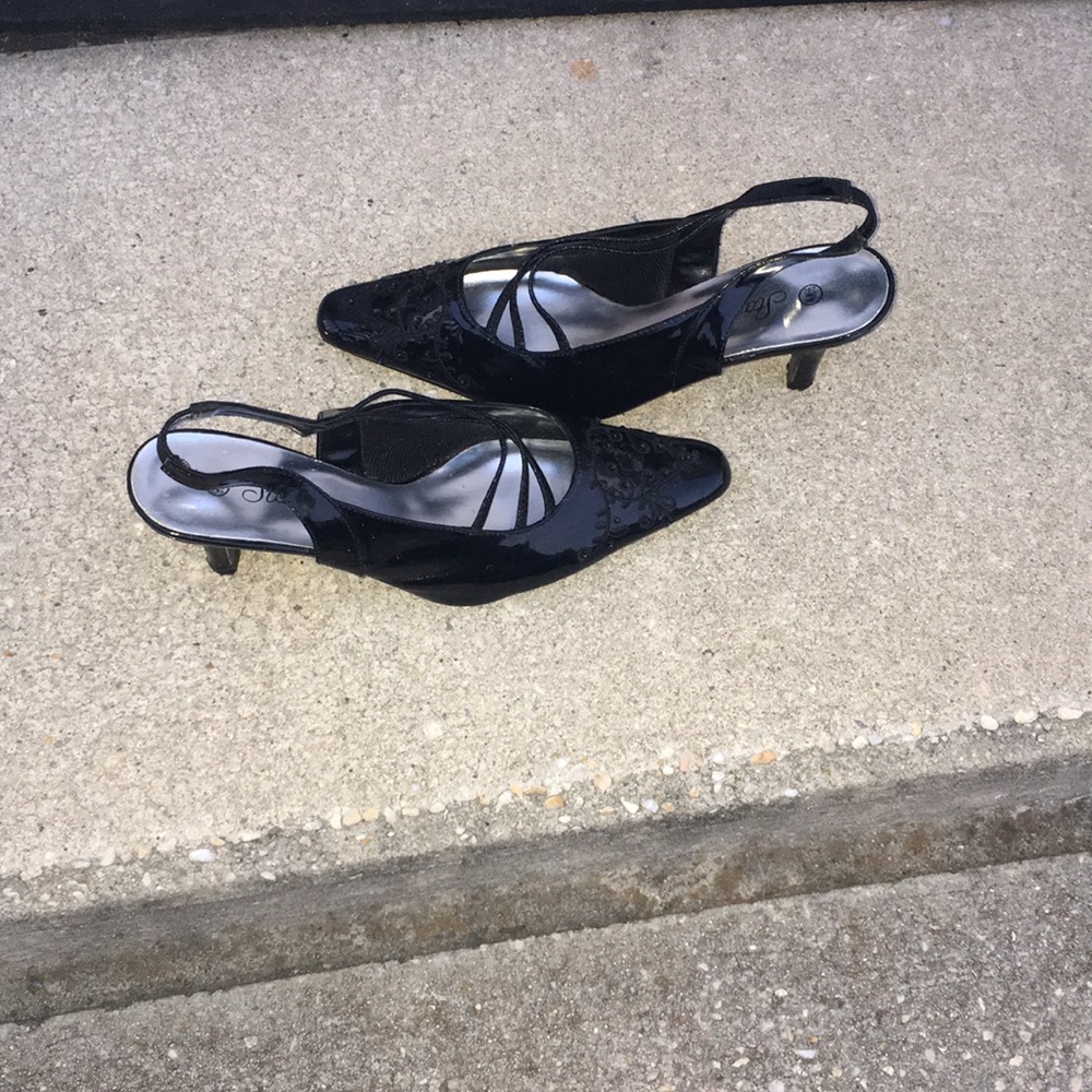 Shoes - Picture 8 of 8